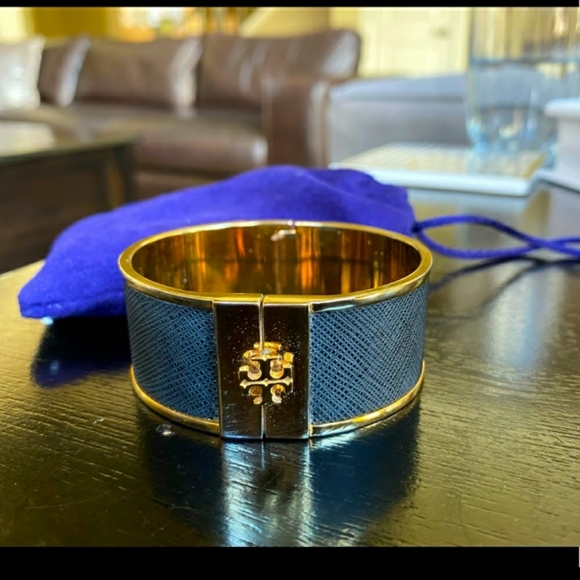 Tory Burch Black Statement Piece Cuff - Picture 12 of 15